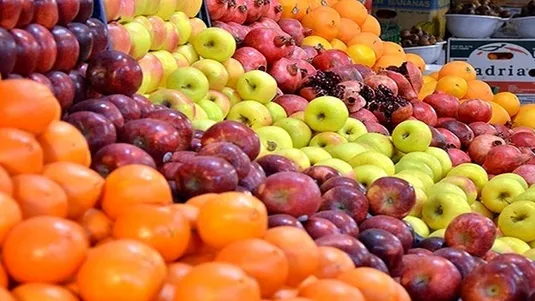 توزیع روزانه ۱۵ هزارتن میوه و صیفی در میادین