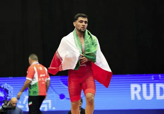 تاج طلایی بر تشک بلگراد؛ ایران قهرمان جهان شد