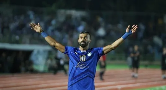 آقای گل استقلال، دلهره به جان پرسپولیس انداخت