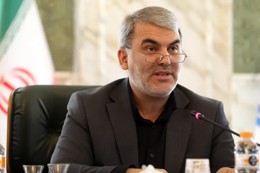 واگذاری ۱۰ هزار دلار به هر کارت ملی؛ ایجاد رانت ارزی در شرایط جنگی