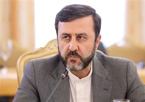 غریب‌آبادی: آلودگی نفتی سواحل جزیره قشم ناشی از آثار تجاوز نظامی خارجی در منطقه است