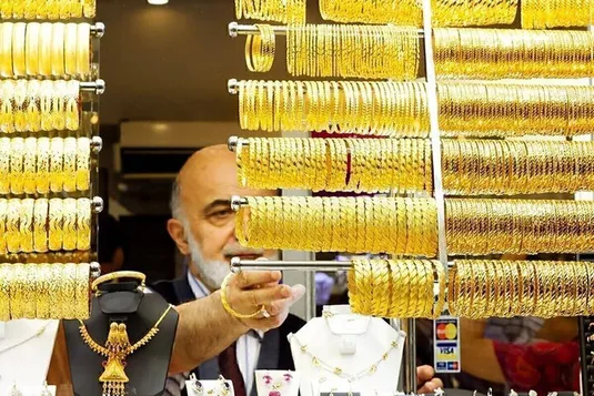 طلای ۱۸ عیار نرخ ارز دلار سکه طلا سه شنبه ۱۸ آذر ۱۴۰۴ + جدول