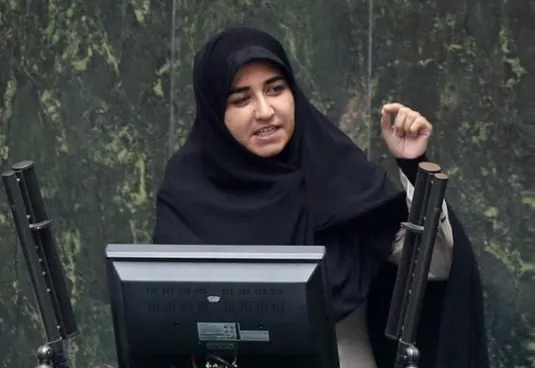 برنامه&zwnj;ای قابل اجرا در بودجه ۱۴۰۴ برای بازار سهام طراحی شود
