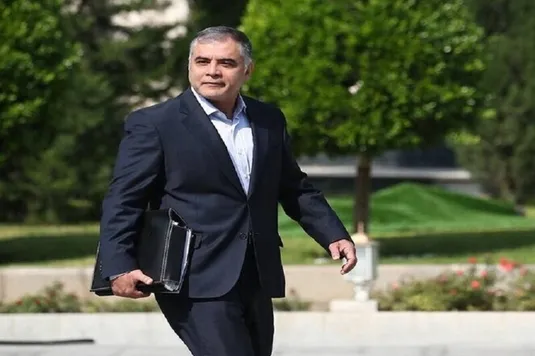 وزیر نفت رئیس&zwnj;جمهور را در سفر به روسیه همراهی کرده است