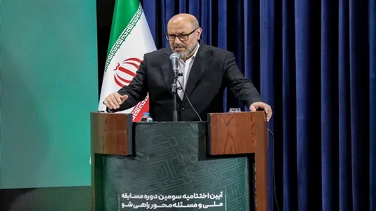 دهقان: ۲۷۰ طرح دانشجویی به قرارداد با شرکت&zwnj;های بنیاد مستضعفان رسید