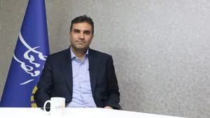 کاهش پلکانی تعرفه واردات خودرو چرا رد شد؟ دولت و مجمع تشخیص پاسخگو باشند