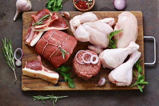 آینده قیمت&zwnj; گوشت و مرغ پس از حذف ارز ترجیحی و آمدن کالابرگ
