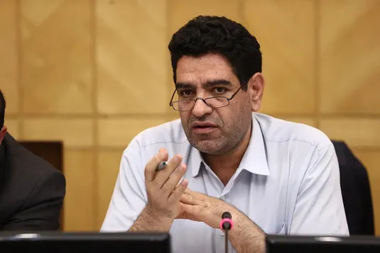 تحقیق و تفحص از وزارت کار ظهر امروز و استیضاح میدری هفته آینده روی میز کمیسیون اجتماعی است