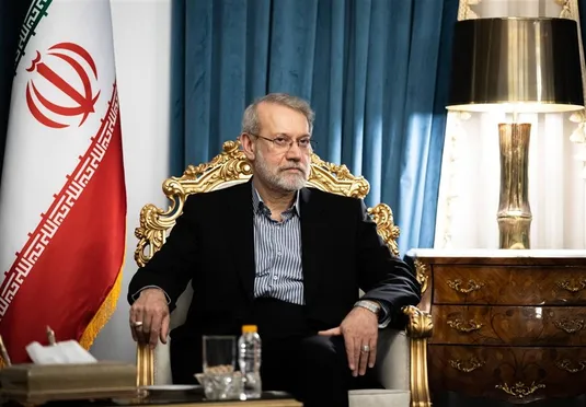 لاریجانی: آمریکایی&zwnj;ها منتظر اسارت نظامیان خود باشند