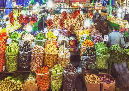 سیب&zwnj;زمینی در صدر گرانی&zwnj;ها/ بازار میوه شب عید بدون نوسان چشمگیر